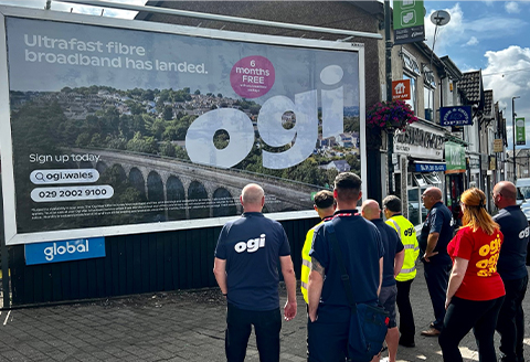 Summer outdoor campaign ‘lands’ Image