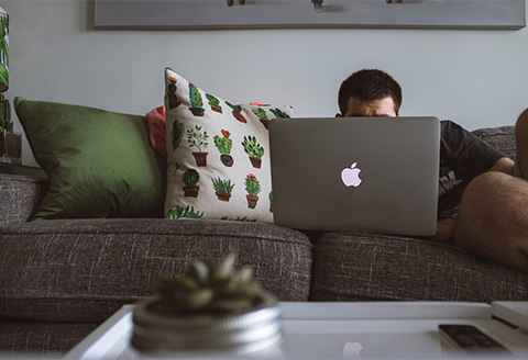 Our top tips for an epic weekend of shopping on the sofa Image